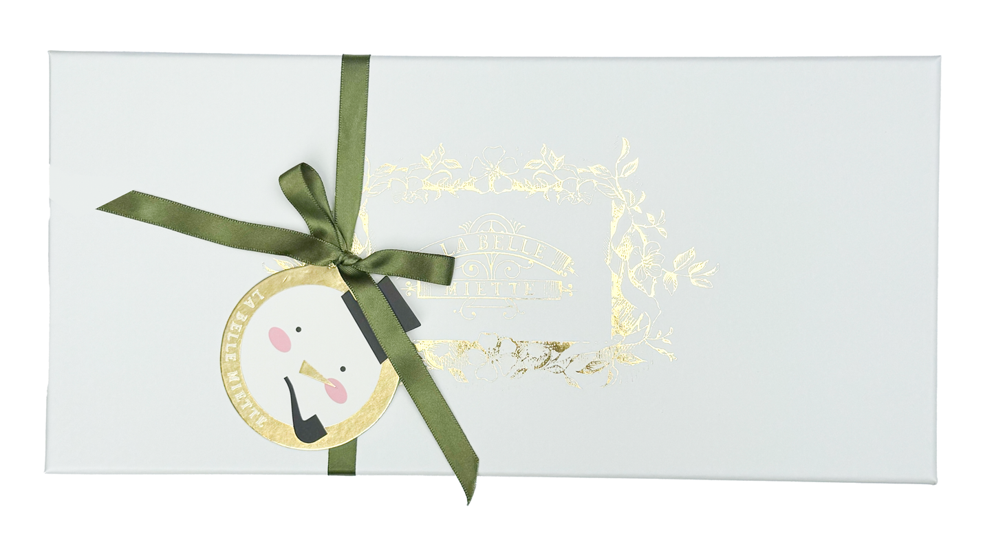 Christmas Selection – 30pc Macaron Gift Box