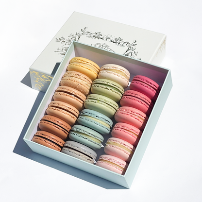 Assorted 18 macarons